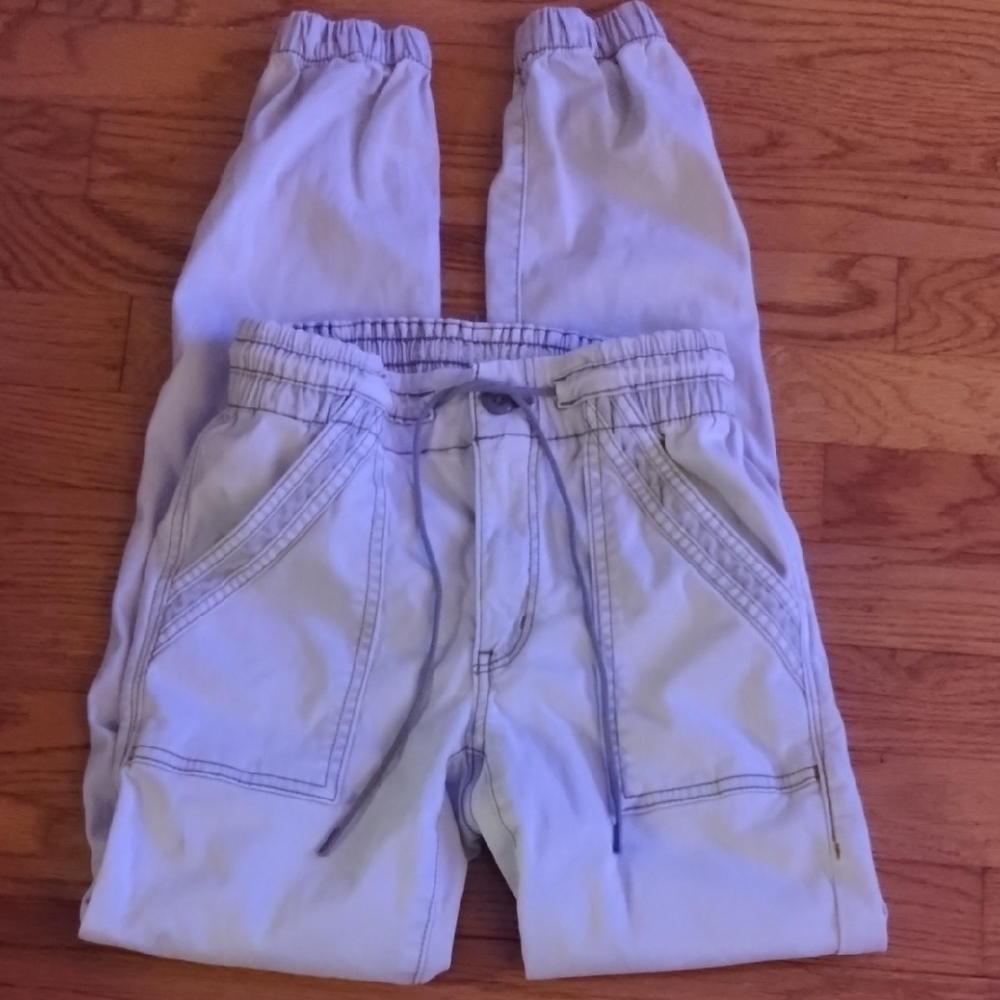 American Eagle Outfitters Gray Sweatpants with Elastic Waistband
